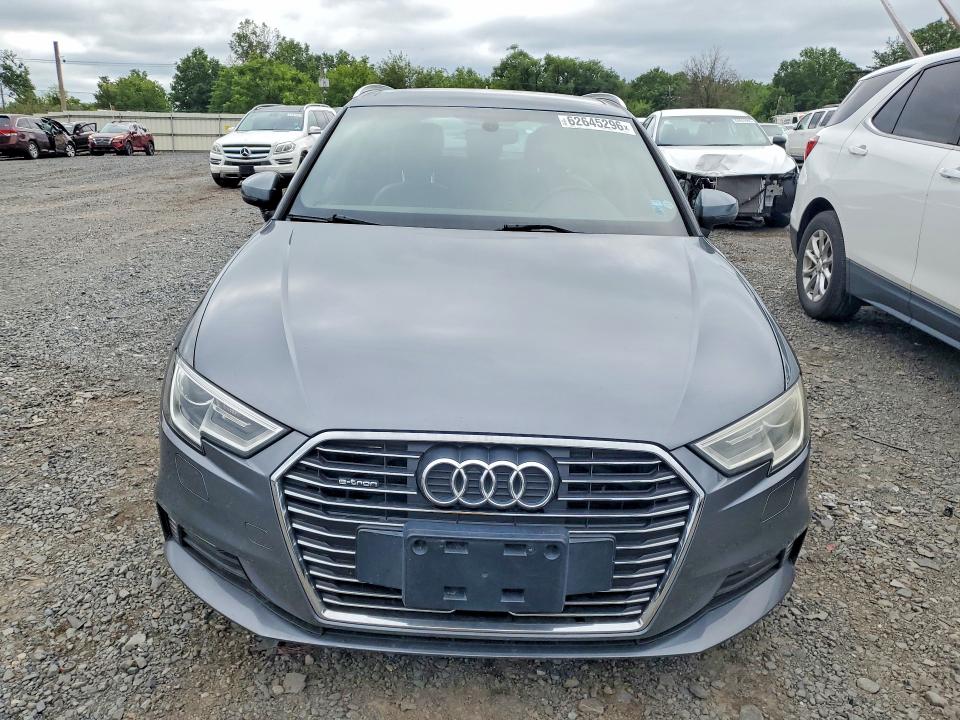 Aukcja sprzedaży 2017 Audi A3, vin: WAUUPBFF9HA098176, numer aukcji: 62645296