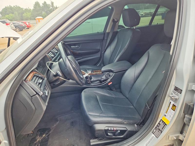 61587486 :رقم المزاد ، WBA3B5G54FNS13273 vin ، 2015 Bmw 328 مزاد بيع