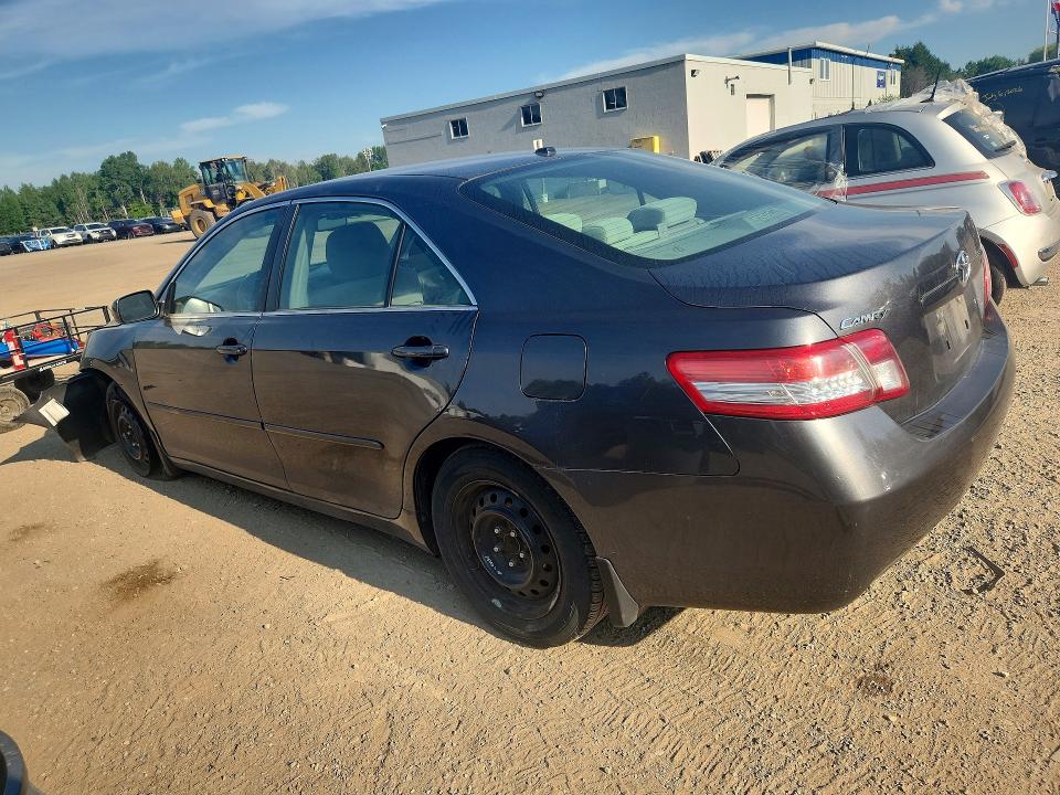 57201886 :رقم المزاد ، 4T1BF3EK1AU112914 vin ، 2010 Toyota Camry مزاد بيع