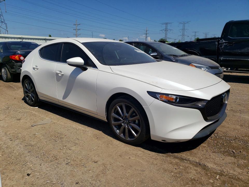 60752976 :رقم المزاد ، JM1BPAKL5M1400458 vin ، 2021 Mazda 3 مزاد بيع