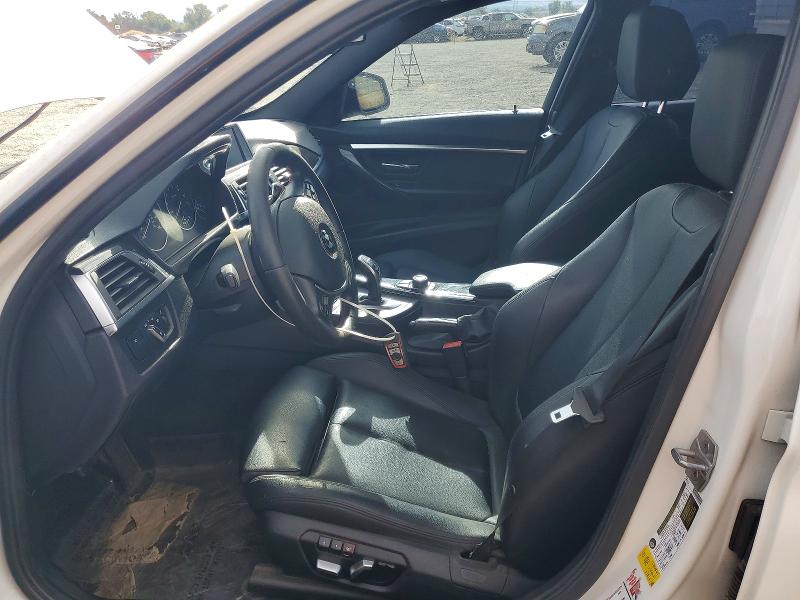 61808646 :رقم المزاد ، WBA8E9G50GNU28414 vin ، 2016 Bmw 328 مزاد بيع