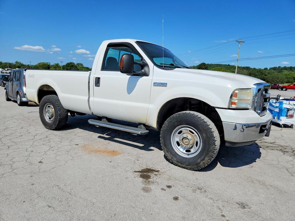 2005 Ford F250 მანქანა იყიდება აუქციონზე, vin: 1FTNF21515EA21072, აუქციონის ნომერი: 62460626
