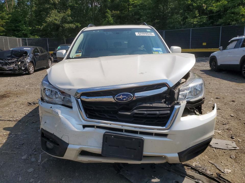 Продаж на аукціоні авто 2017 Subaru Forester, vin: JF2SJAGC2HH529329, номер лоту: 62999036