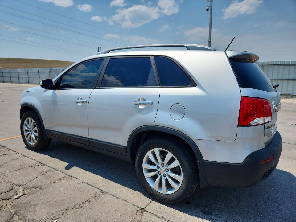 2011 Kia Sorento მანქანა იყიდება აუქციონზე, vin: 5XYKUDA29BG042653, აუქციონის ნომერი: 59163136