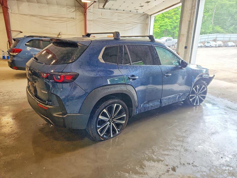 60482336 :رقم المزاد ، 7MMVABEM7SN330122 vin ، 2025 Mazda Cx-50 مزاد بيع