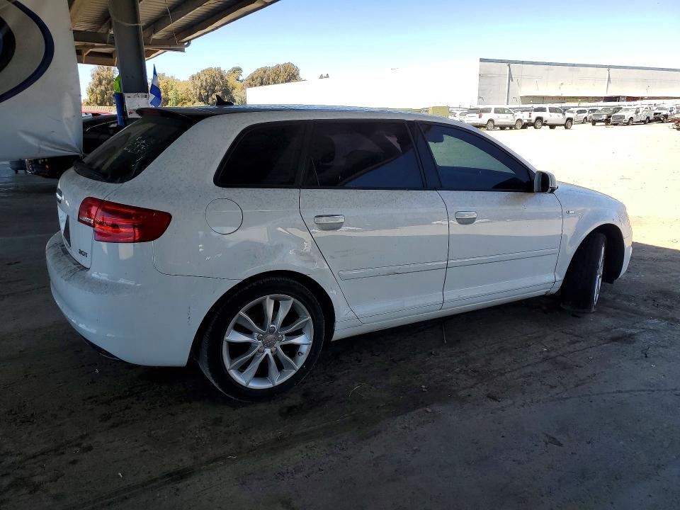 Продаж на аукціоні авто 2012 Audi A3, vin: WAUBEAFM0CA088618, номер лоту: 62650566