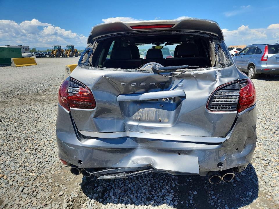 60487776 :رقم المزاد ، WP1AA2A27ELA91737 vin ، 2014 Porsche Cayenne مزاد بيع