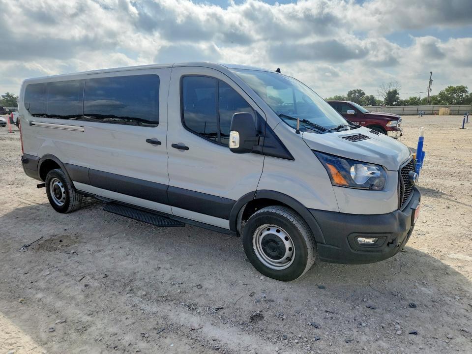 63357976 :رقم المزاد ، 1FTBR1Y88PKA21644 vin ، 2023 Ford Transit مزاد بيع