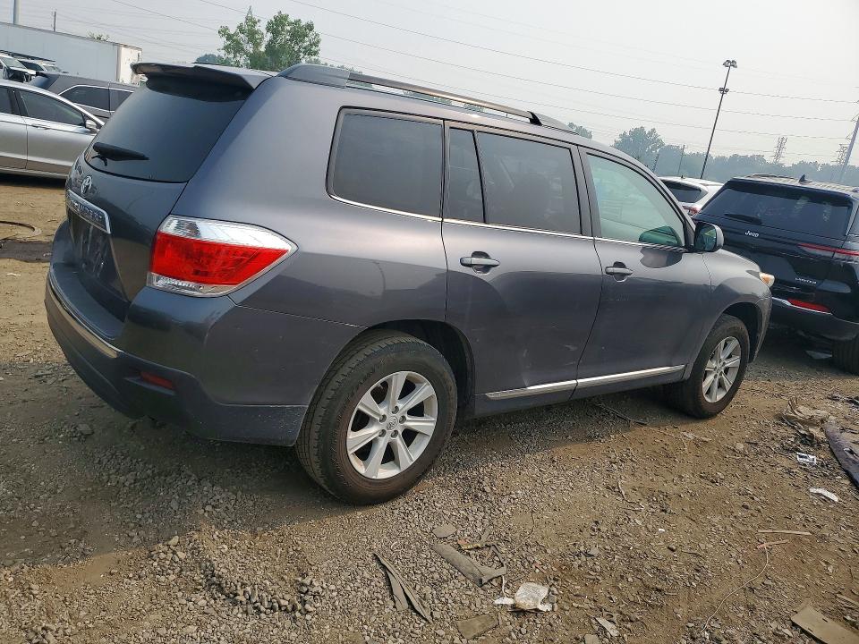 Продаж на аукціоні авто 2013 Toyota Highlander, vin: 5TDZA3EH4DS038922, номер лоту: 60429686