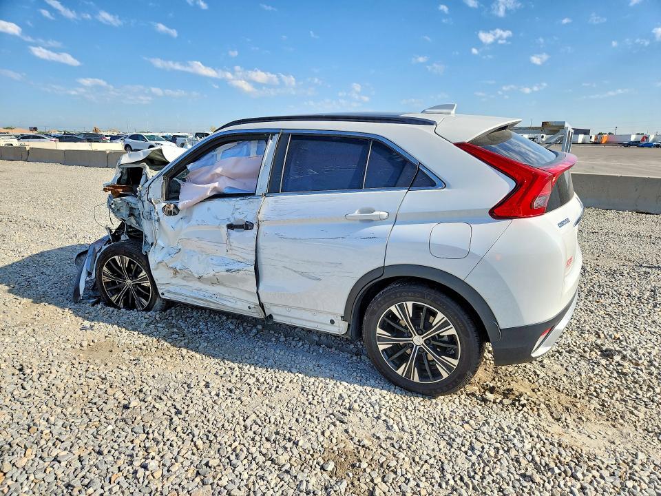 Продажа на аукционе авто 2018 Mitsubishi Eclipse Cross, vin: JA4AT5AA5JZ041540, номер лота: 61083146