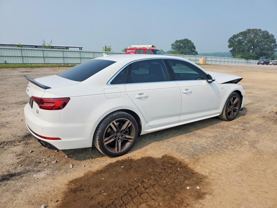 Продажа на аукционе авто 2018 Audi A4, vin: WAUENAF46JA021838, номер лота: 61618946