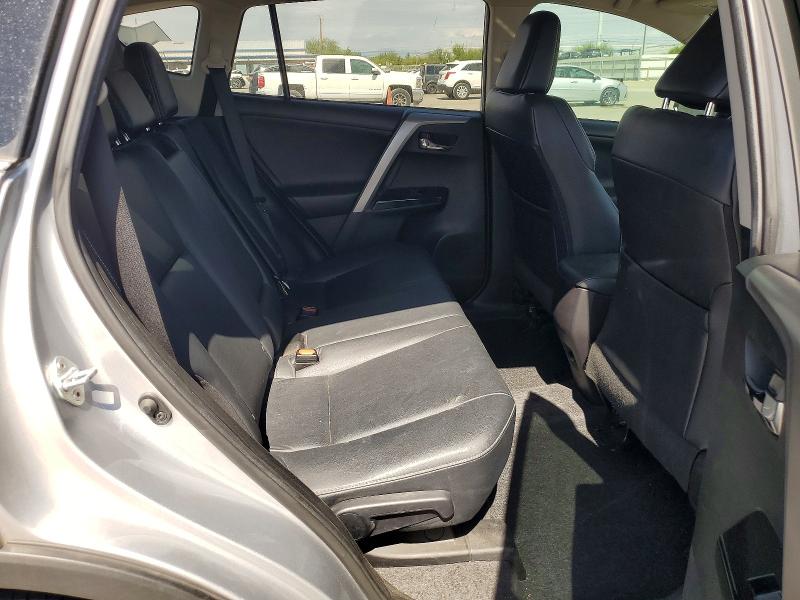61912526 :رقم المزاد ، 2T3YFREV8HW322600 vin ، 2017 Toyota Rav4 مزاد بيع