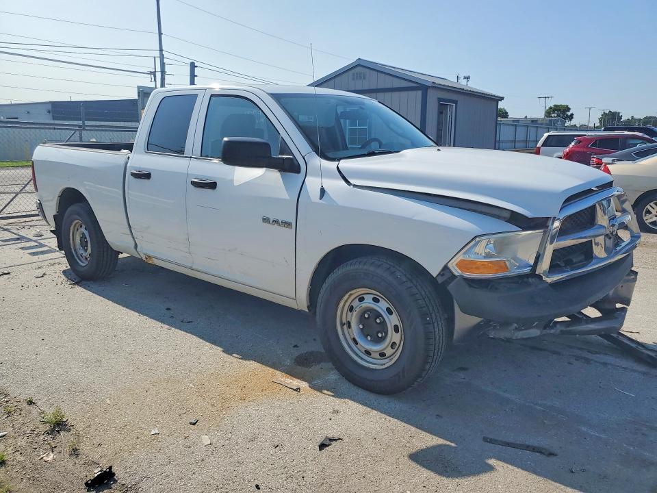 61976876 :رقم المزاد ، 1D7RB1GK2AS196355 vin ، 2010 Dodge Ram 1500 مزاد بيع