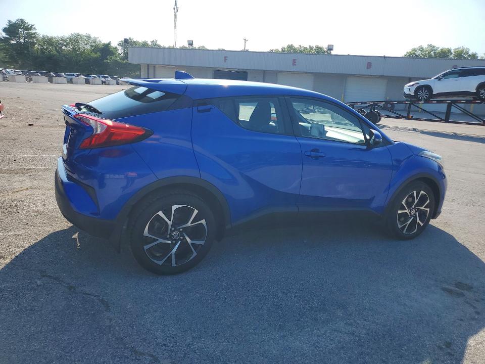 2021 Toyota C-hr მანქანა იყიდება აუქციონზე, vin: NMTKHMBX7MR126585, აუქციონის ნომერი: 61304596