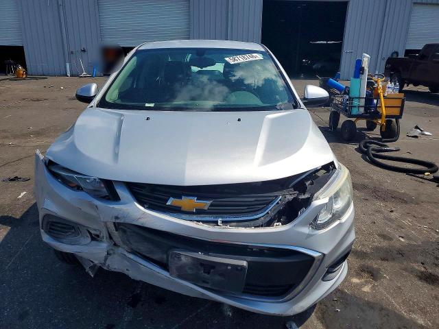 58718746 :رقم المزاد ، 1G1JF5SB2H4138702 vin ، 2017 Chevrolet Sonic مزاد بيع