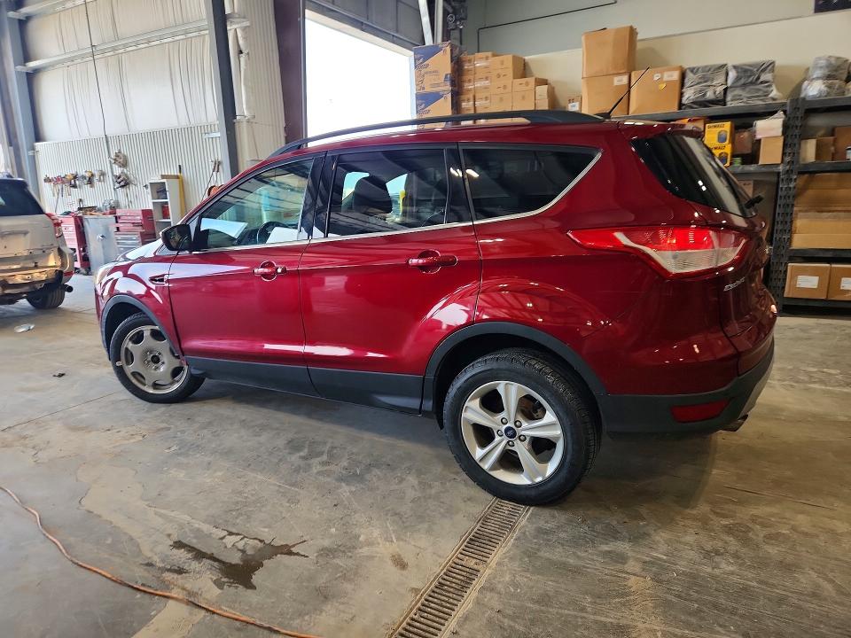 Продажа на аукционе авто 2016 Ford Escape, vin: 1FMCU0GX6GUC24182, номер лота: 63006176