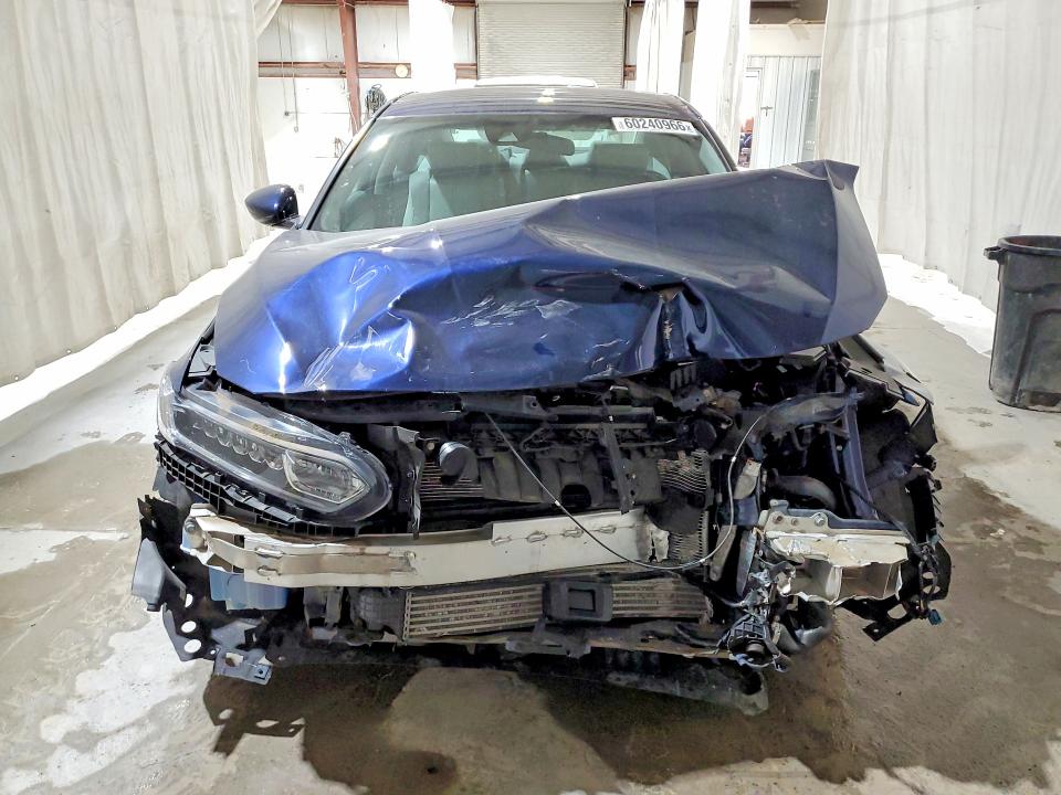 Продажа на аукционе авто 2019 Honda Accord, vin: 1HGCV1F1XKA146313, номер лота: 60240966