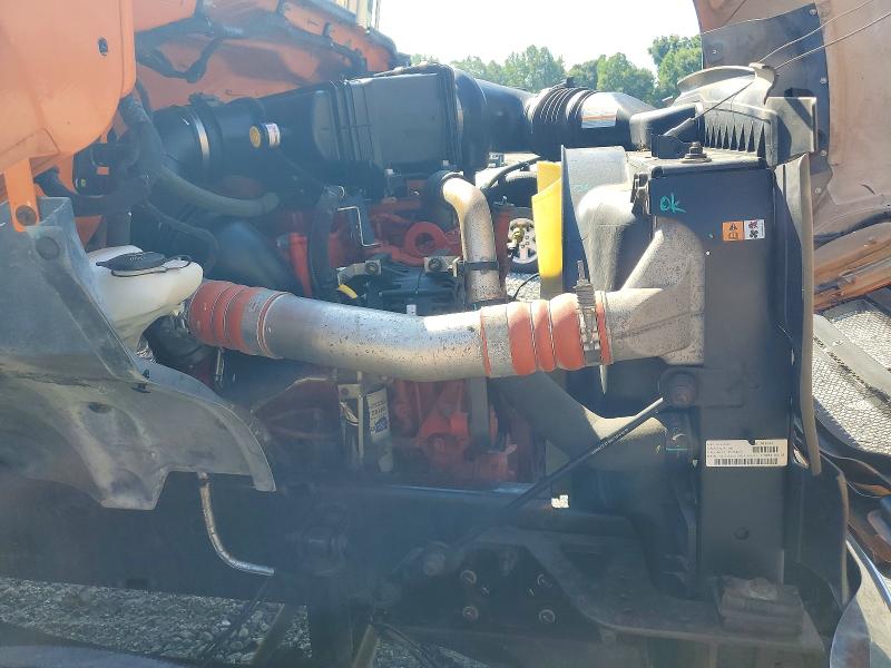 61446206 :رقم المزاد ، 3FRNX7FC2FV019244 vin ، 2015 Ford F750 مزاد بيع