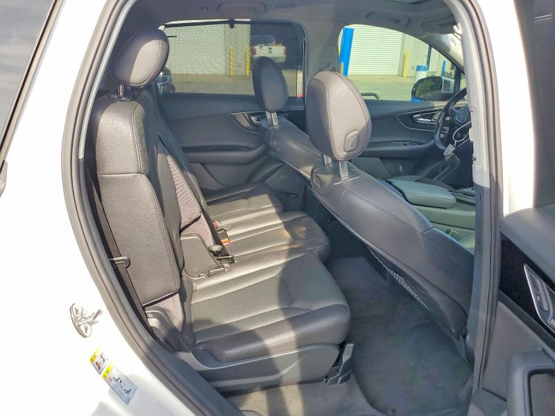 60295546 :رقم المزاد ، WA1VAAF78HD000176 vin ، 2017 Audi Q7 مزاد بيع