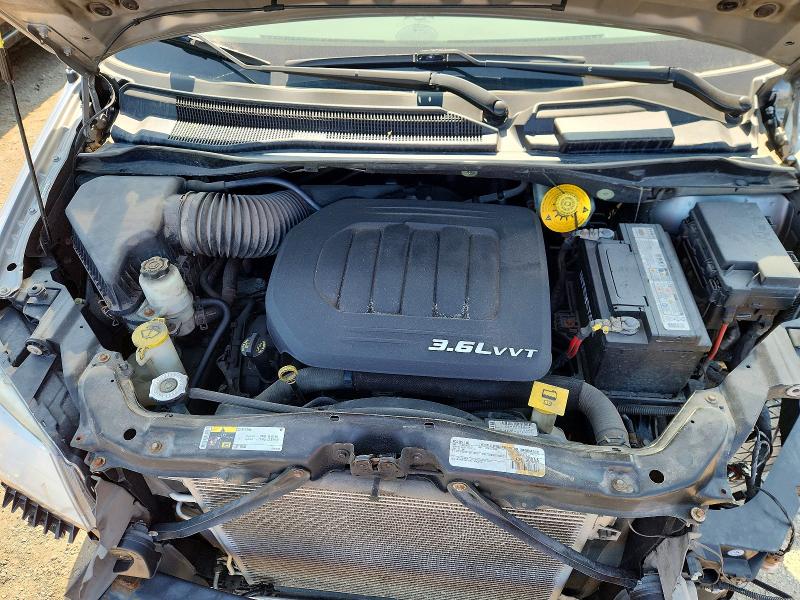 61396086 :رقم المزاد ، 2C4RDGBG2GR220819 vin ، 2016 Dodge Grand Caravan مزاد بيع
