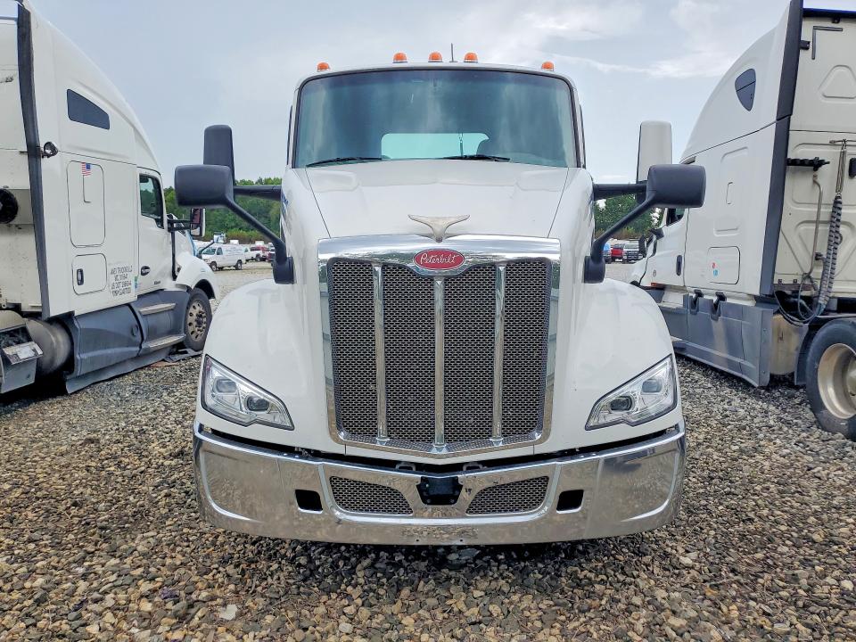 2022 Peterbilt 579 მანქანა იყიდება აუქციონზე, vin: 1XPBDP9X4ND793713, აუქციონის ნომერი: 59118056