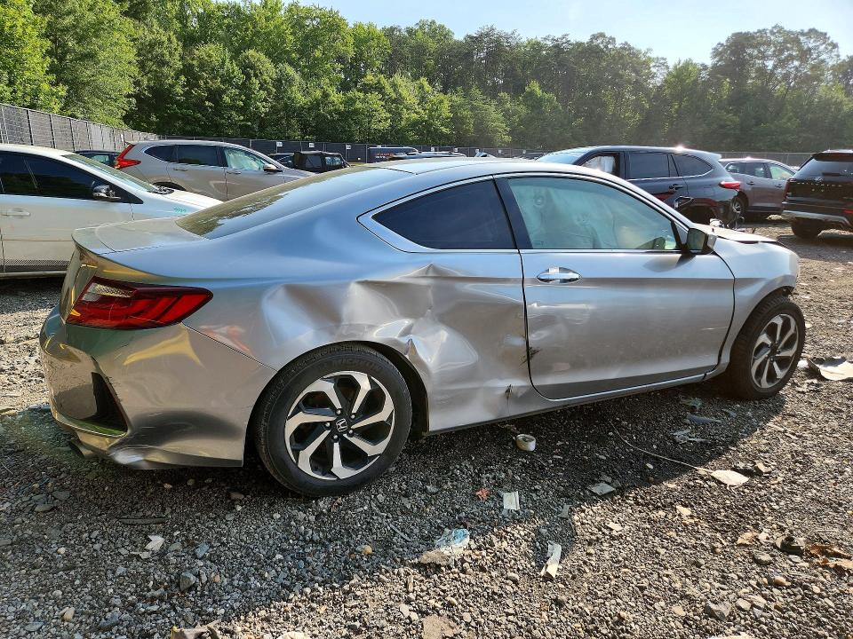 60974086 :رقم المزاد ، 1HGCT1B39HA003603 vin ، 2017 Honda Accord مزاد بيع