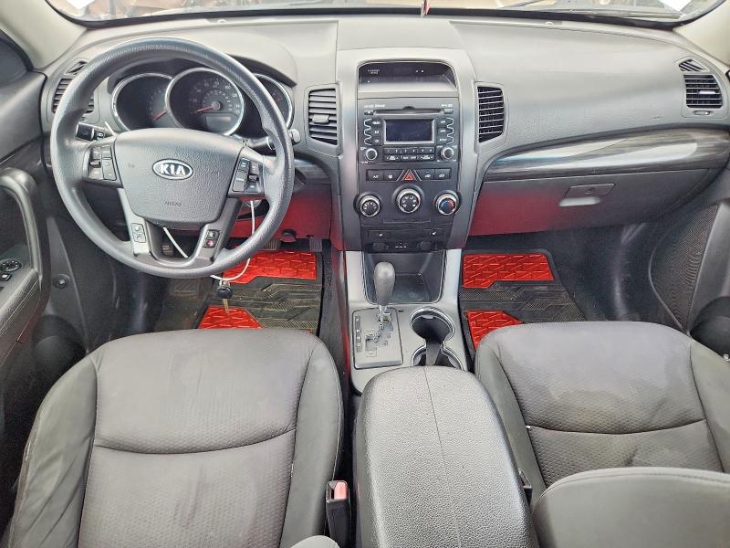 2011 Kia Sorento მანქანა იყიდება აუქციონზე, vin: 5XYKT4A18BG155942, აუქციონის ნომერი: 60038726