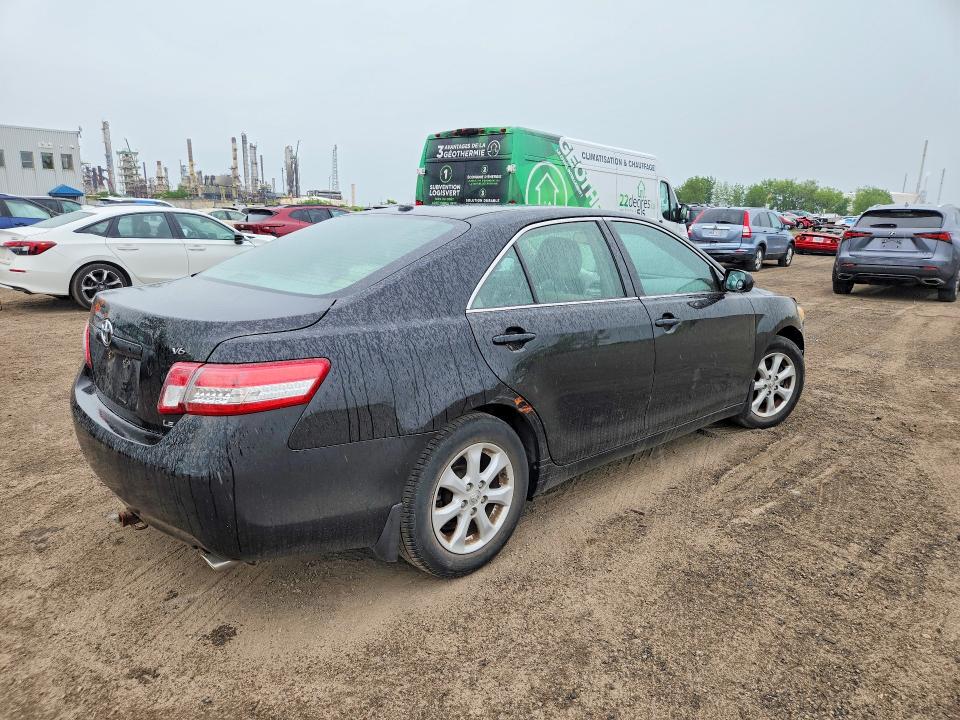 60386446 :رقم المزاد ، 4T1BK3EK4BU130207 vin ، 2011 Toyota Camry مزاد بيع