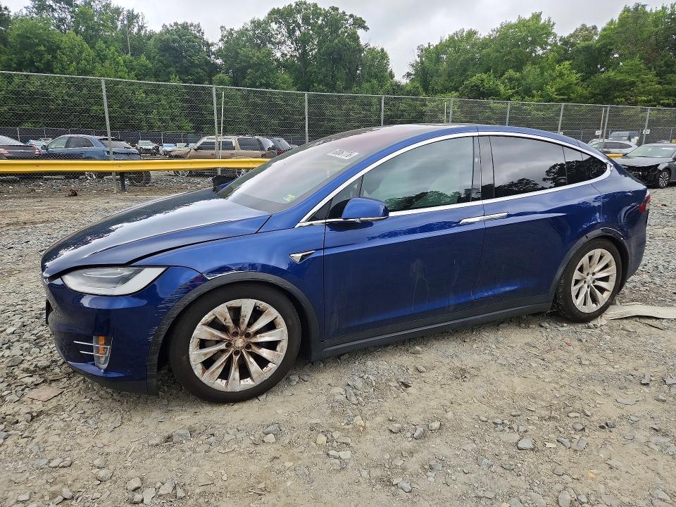 60067776 :رقم المزاد ، 5YJXCDE28MF309925 vin ، 2021 Tesla Model X مزاد بيع