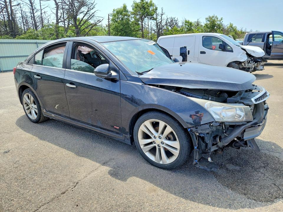 60327866 :رقم المزاد ، 1G1PG5SBXE7391915 vin ، 2014 Chevrolet Cruze مزاد بيع