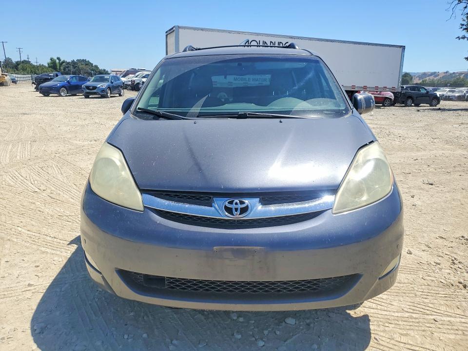 Продажа на аукционе авто 2006 Toyota Sienna, vin: 5TDZA22C76S482995, номер лота: 60610196