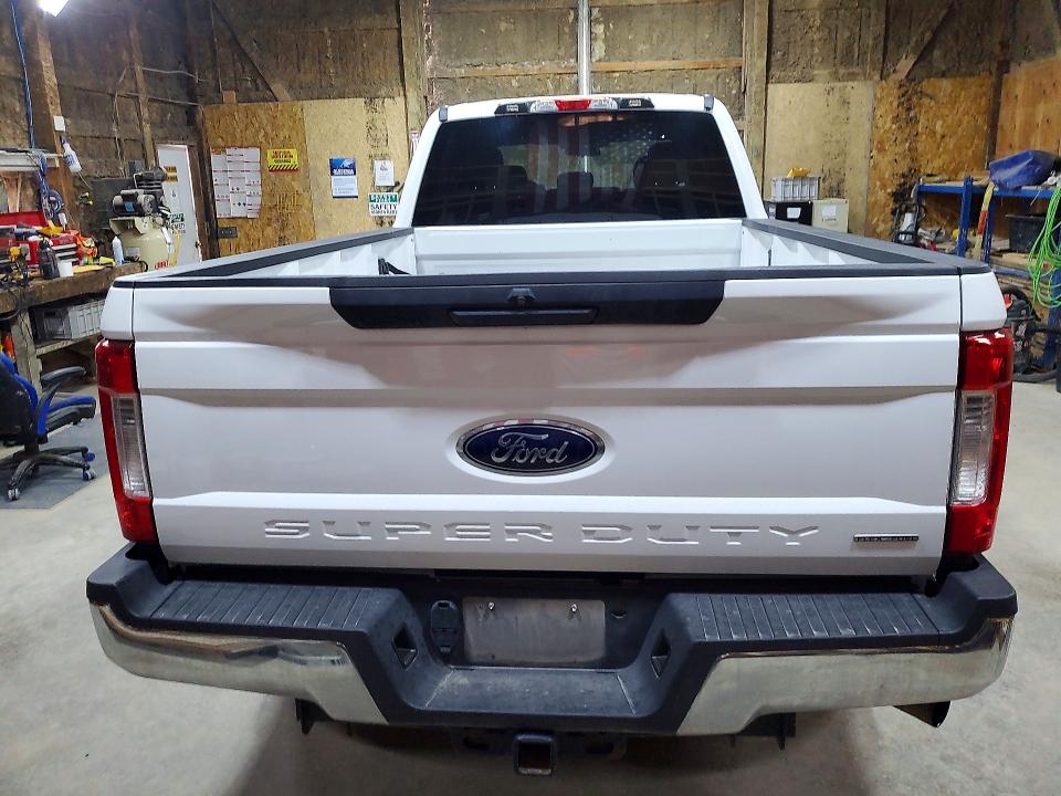 Продажа на аукционе авто 2019 Ford F350, vin: 1FT7W3B67KEF22565, номер лота: 61071586