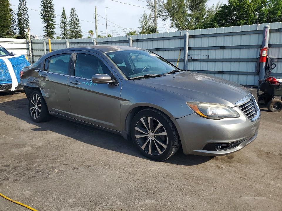Продажа на аукционе авто 2013 Chrysler 200, vin: 1C3CCBBB0DN629270, номер лота: 62846286
