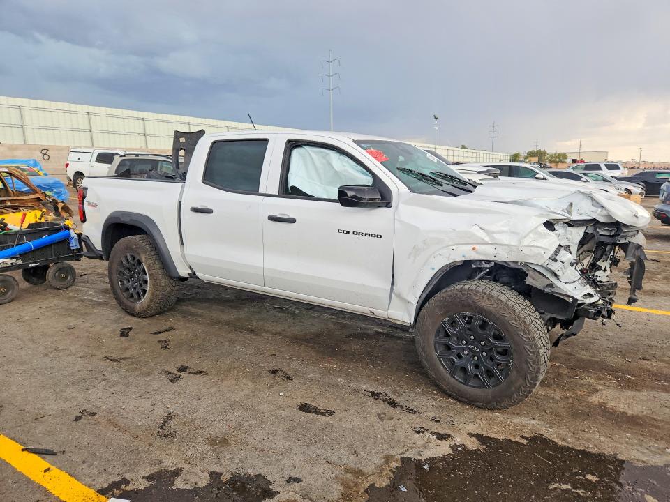 Продажа на аукционе авто 2024 Chevrolet Colorado, vin: 1GCPTEEKXR1303968, номер лота: 62336666