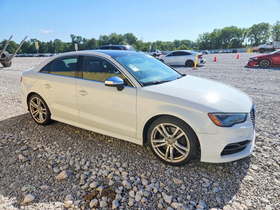 2015 Audi S3 მანქანა იყიდება აუქციონზე, vin: WAUBFGFF5F1083811, აუქციონის ნომერი: 63332926
