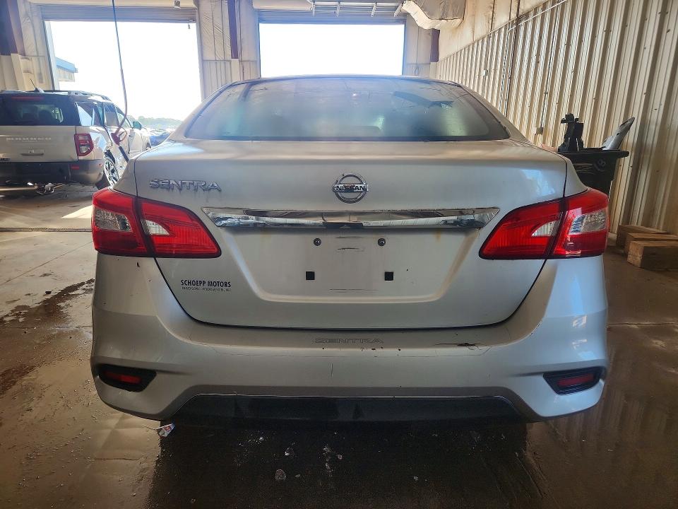 62711216 :رقم المزاد ، 3N1AB7AP4HY212925 vin ، 2017 Nissan Sentra مزاد بيع