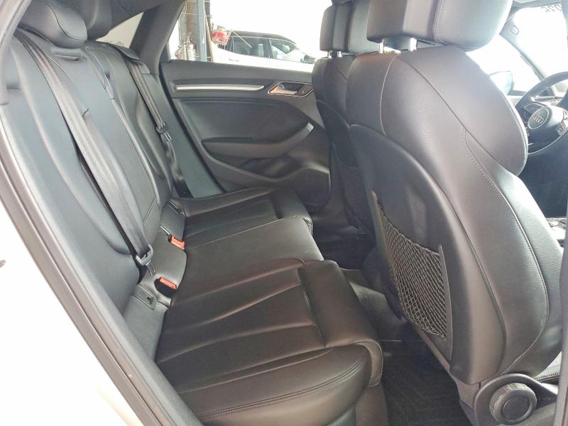 2017 Audi A3 მანქანა იყიდება აუქციონზე, vin: WAUB8GFF8H1043686, აუქციონის ნომერი: 59682936