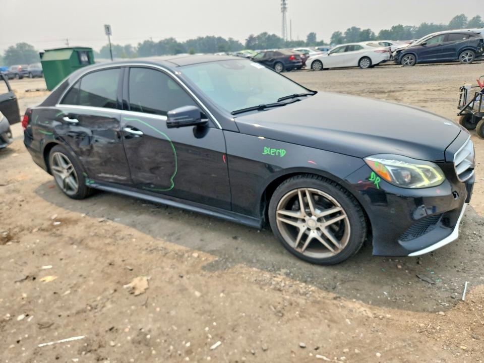 Продажа на аукционе авто 2015 Mercedes-benz E, vin: WDDHF8JB8FB126450, номер лота: 61198026