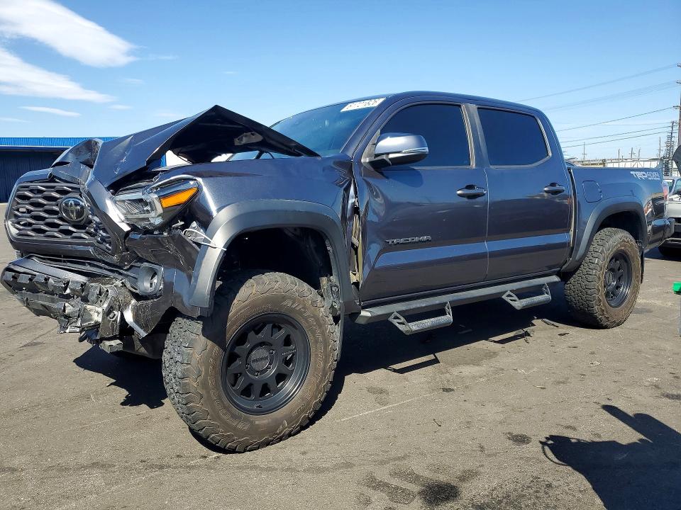 Продаж на аукціоні авто 2022 Toyota Tacoma, vin: 3TMCZ5AN8NM507808, номер лоту: 61721626