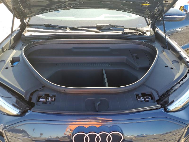 59989826 :رقم المزاد ، WA124BGF0SA077414 vin ، 2025 Audi Q6 E-tron مزاد بيع