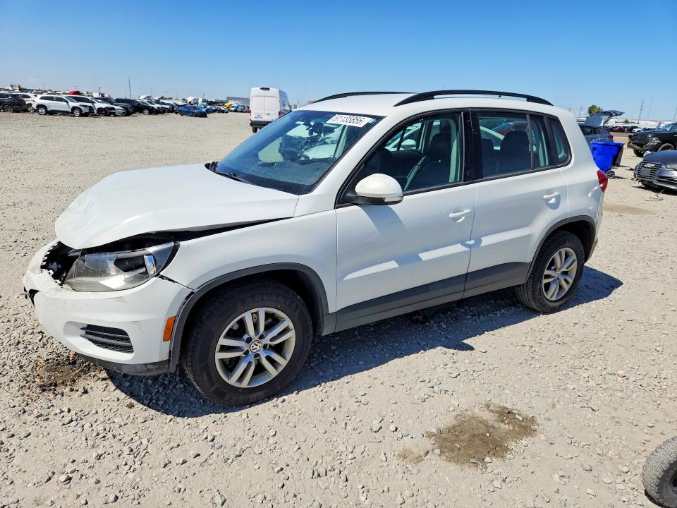 Продаж на аукціоні авто 2016 Volkswagen Tiguan, vin: WVGBV7AX3GW559561, номер лоту: 61135856