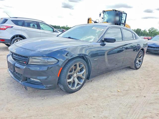 61684036 :رقم المزاد ، 2C3CDXCT5FH826402 vin ، 2015 Dodge Charger مزاد بيع