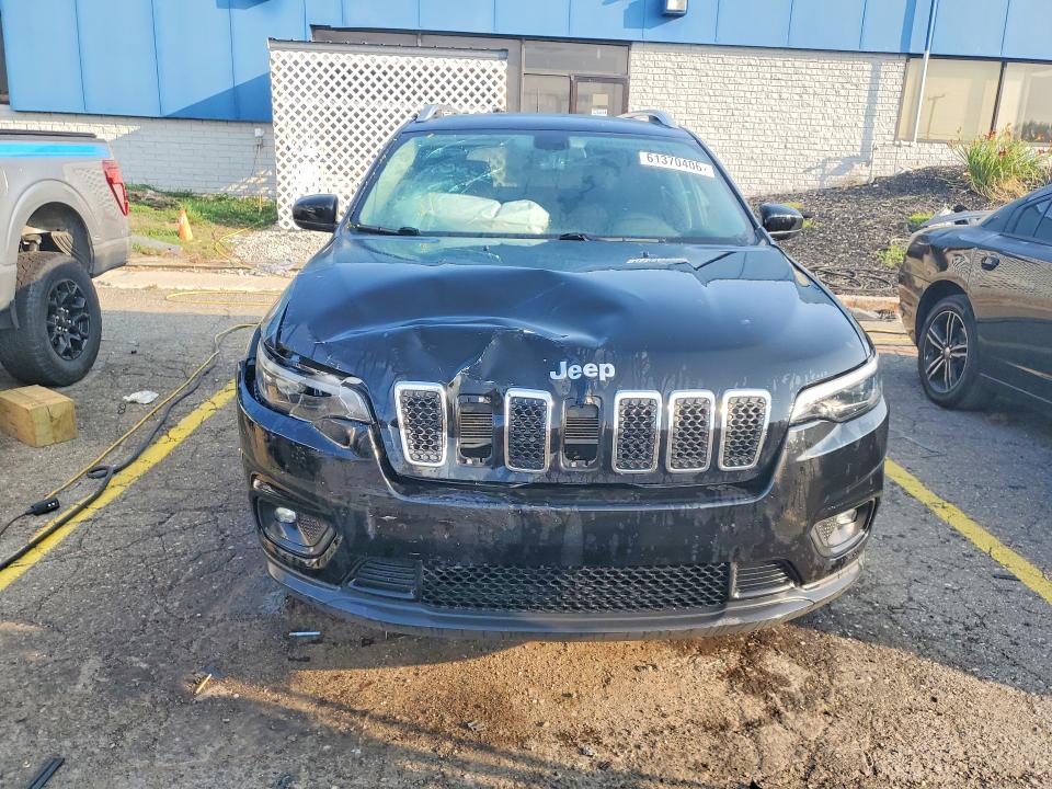 61370406 :رقم المزاد ، 1C4PJMCXXKD102686 vin ، 2019 Jeep Cherokee مزاد بيع