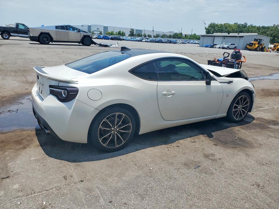 62837336 :رقم المزاد ، JF1ZNAA10K8702352 vin ، 2019 Toyota 86 مزاد بيع