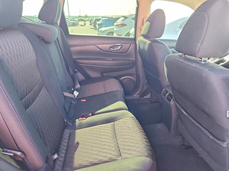 62127466 :رقم المزاد ، 5N1AT2MT7JC817425 vin ، 2018 Nissan Rogue مزاد بيع