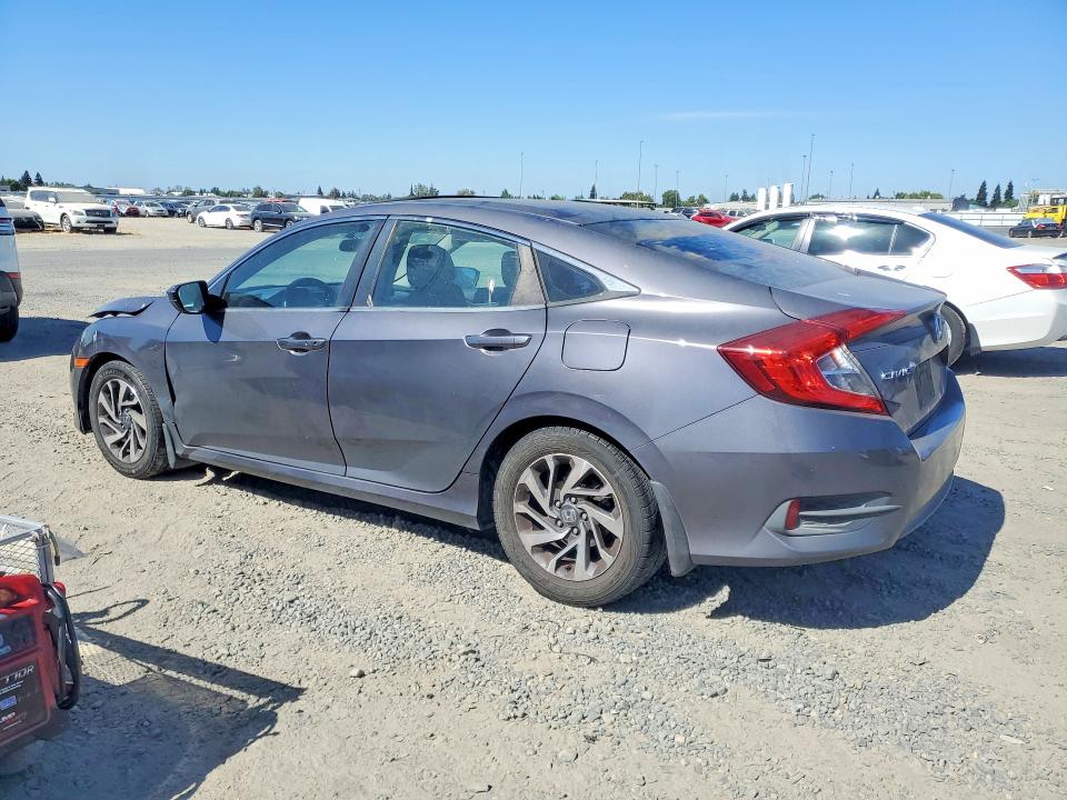 61538246 :رقم المزاد ، 2HGFC2F75GH513396 vin ، 2016 Honda Civic مزاد بيع