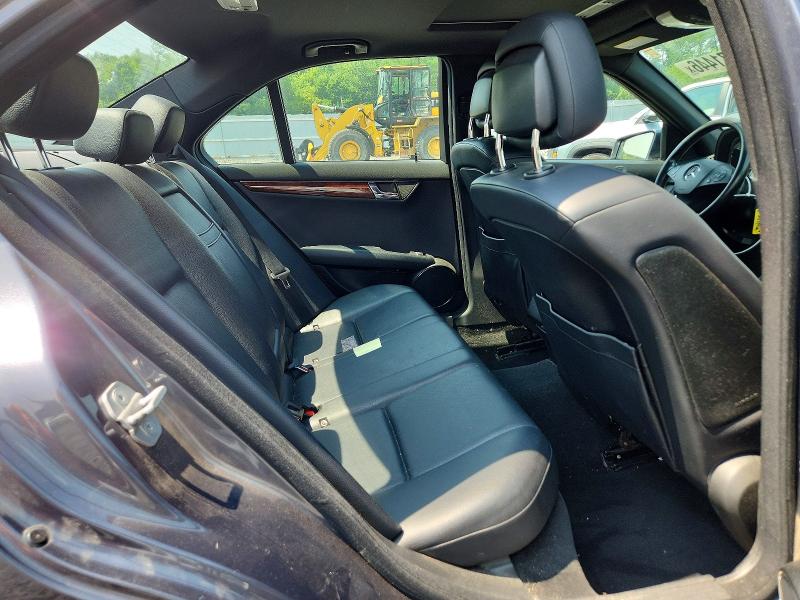 61771446 :رقم المزاد ، WDDGF8BB2BR183268 vin ، 2011 Mercedes-benz C مزاد بيع