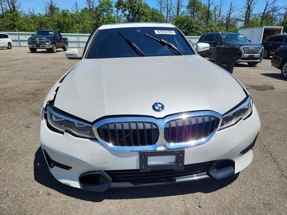 Aukcja sprzedaży 2022 Bmw 330xi, vin: 3MW5R7J02N8C53222, numer aukcji: 61962256