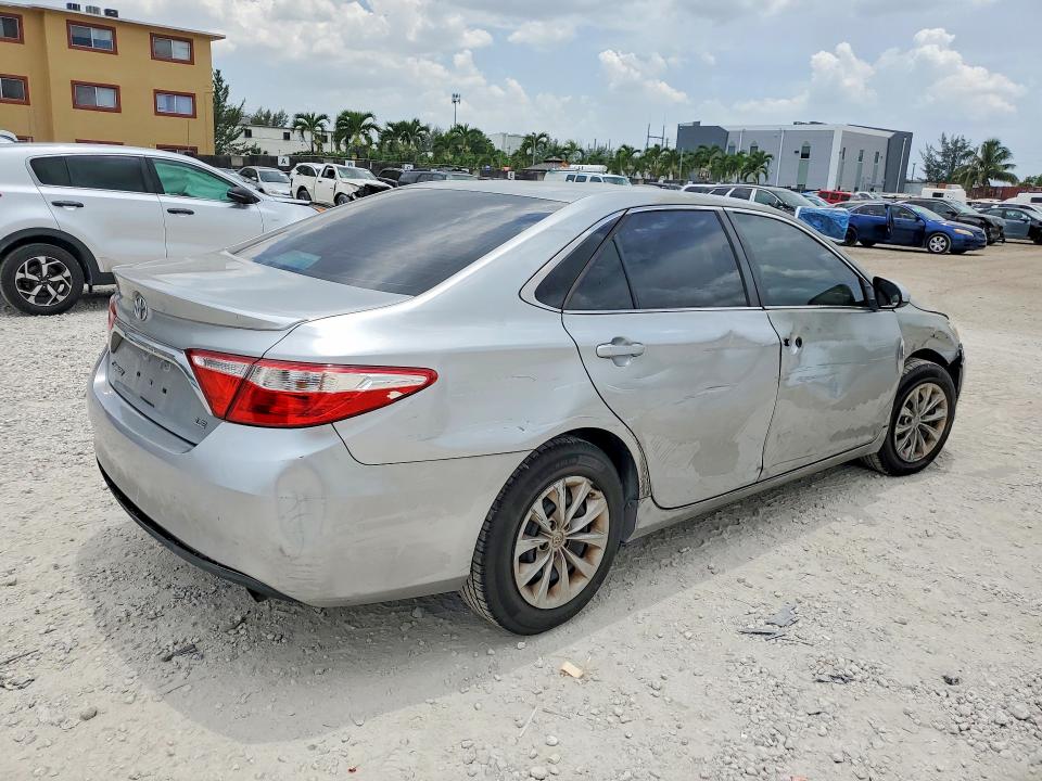 Продажа на аукционе авто 2017 Toyota Camry, vin: 4T1BF1FK3HU303327, номер лота: 61284256