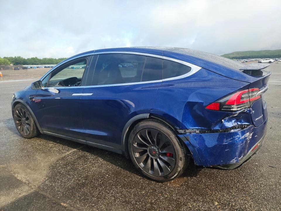 2017 Tesla Model X მანქანა იყიდება აუქციონზე, vin: 5YJXCBE40HF075999, აუქციონის ნომერი: 61919646